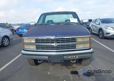 1993 Chevrolet Gmt-400 K1500 z USA, uszkodzony, nr VIN 1GCEK14K6PZ183749